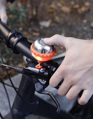 2 u 1 - Zvono i Svetlo za Bicikl - Orange
